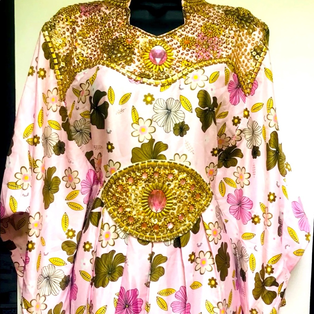 ISO THIS ABAYA CAFTAN DRESS !!!